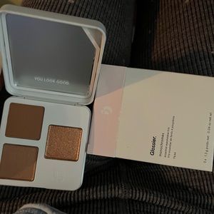 Glossier trio eyeshadow palette in teak